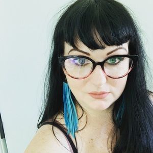 Meet your Posher, Linnae